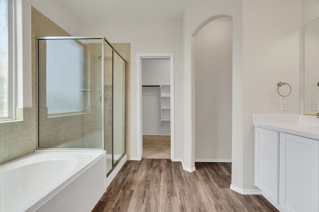Building Photo - 9028 Zubia Ln