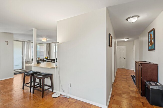 Building Photo - 6040 JFK Blvd E