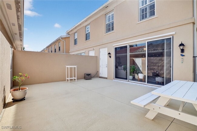 Building Photo - 28713 Alessandria Cir