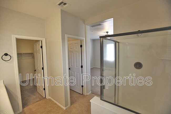 Building Photo - 12658 W Duane Ln