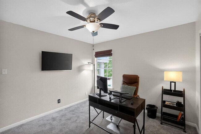 Building Photo - 8113 Willet Trail
