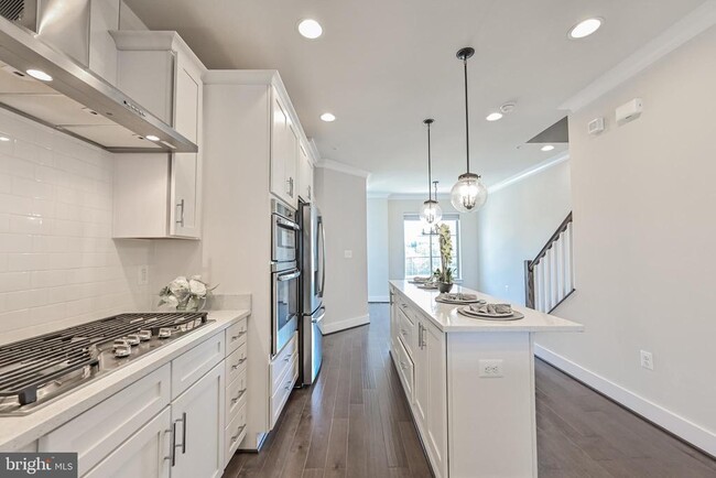 Building Photo - 4808 Garden View Ln