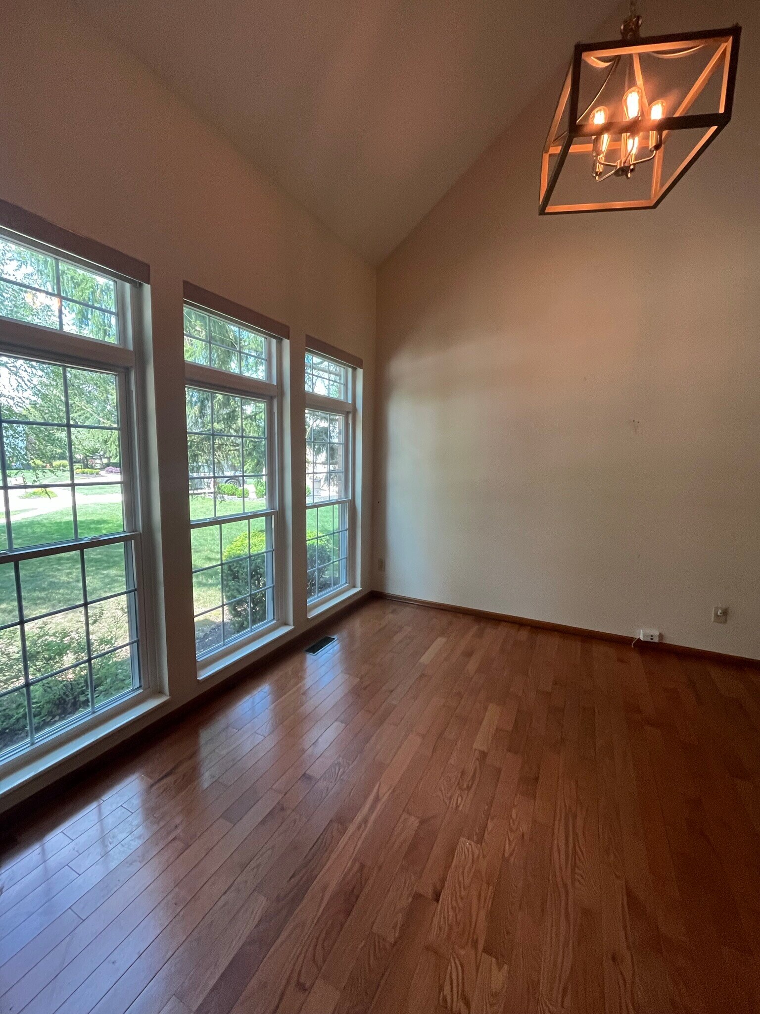 Building Photo - 7960 Compton Ct