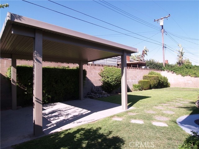 Building Photo - 5554 La Deney St