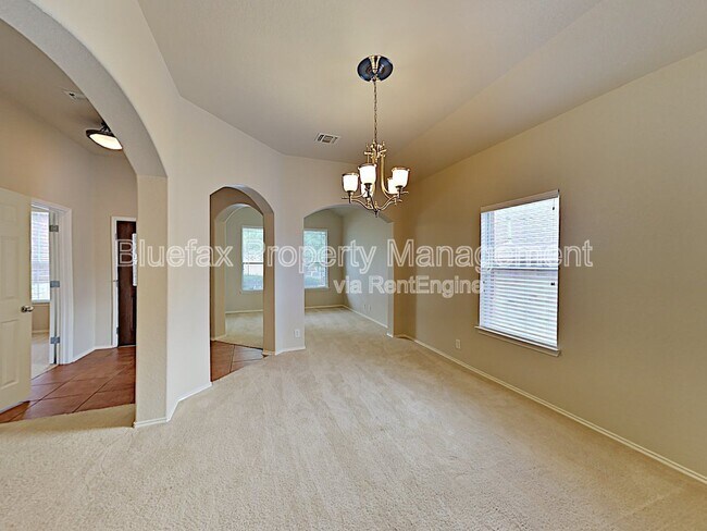 Building Photo - 3619 Sweet Olive