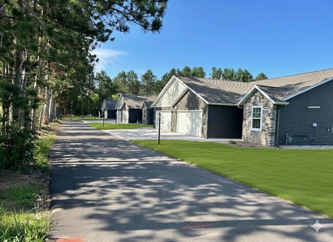 Building Photo - 3701 Doolittle Dr