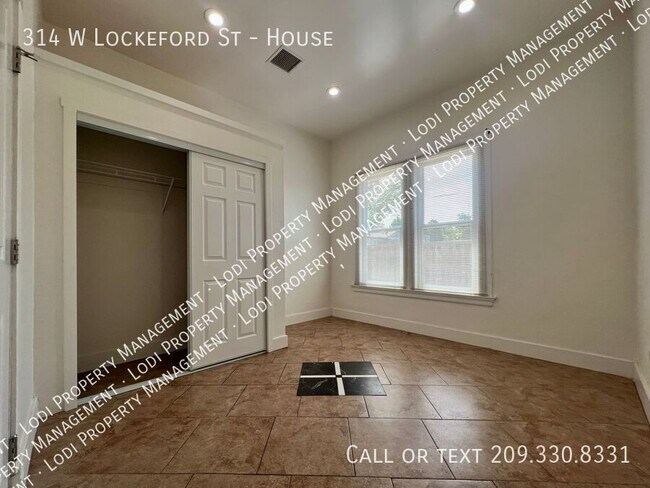 Building Photo - 314 W Lockeford St