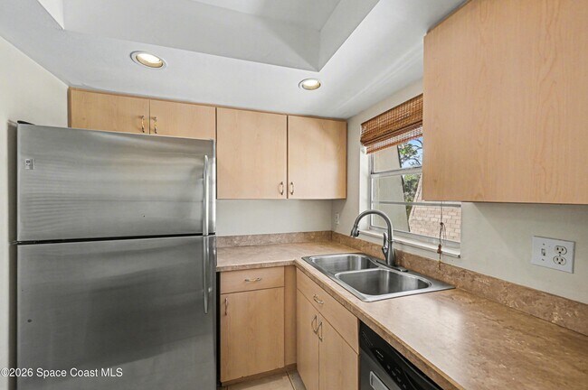 Building Photo - 3135 Shady Dell Ln