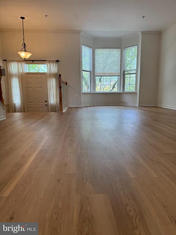 Building Photo - 410 Redland Blvd