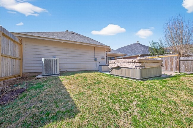Building Photo - 10542 Parkside Dr