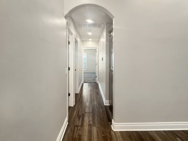 Building Photo - 903 SW 78th St