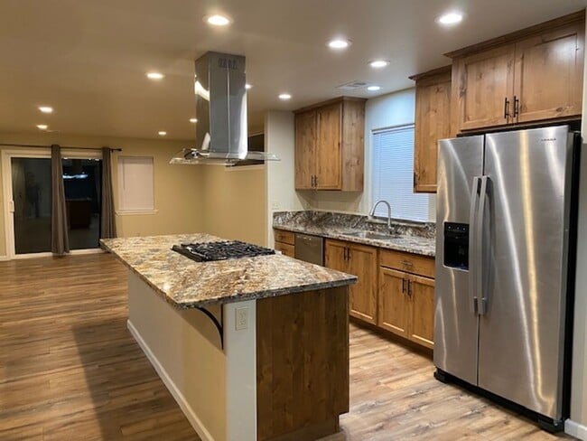 Primary Photo - Simply gorgeous 3/2 with 2 car garage, dog...