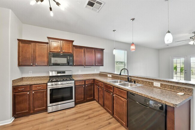Building Photo - 737 Grassy Knoll Ln