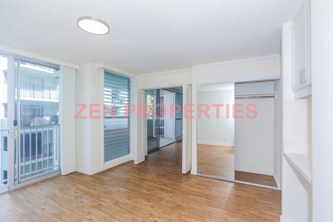 Building Photo - a 2 bedroom, 1.5 bath condo for rent at Ka...