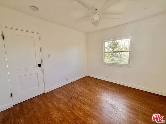Building Photo - 1345 Quintero St
