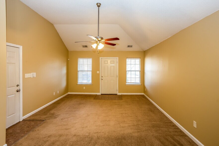 Building Photo - 7787 Allen Ridge Ln