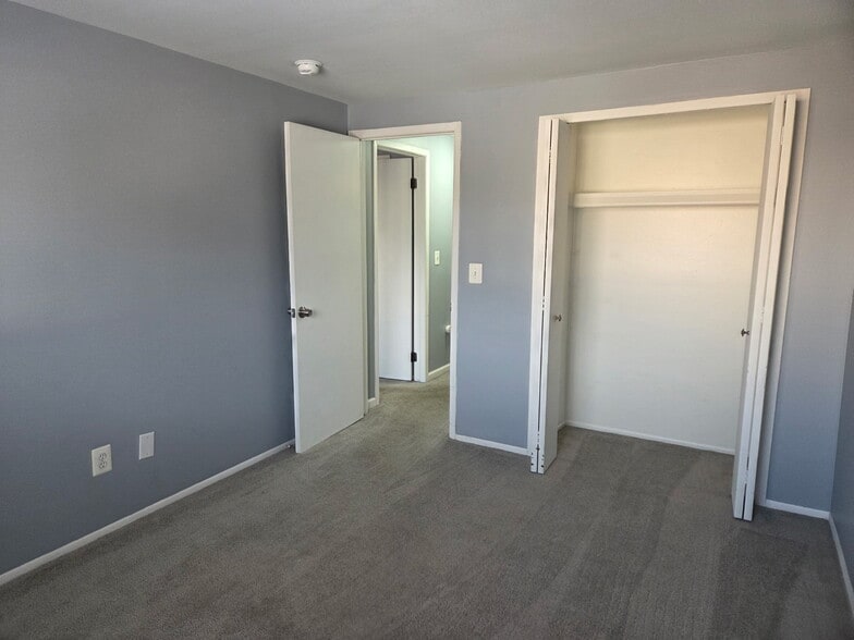 2nd Bedroom - 24943 Mayfair St