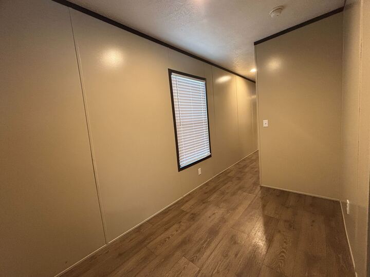 Building Photo - 601 Kathy St