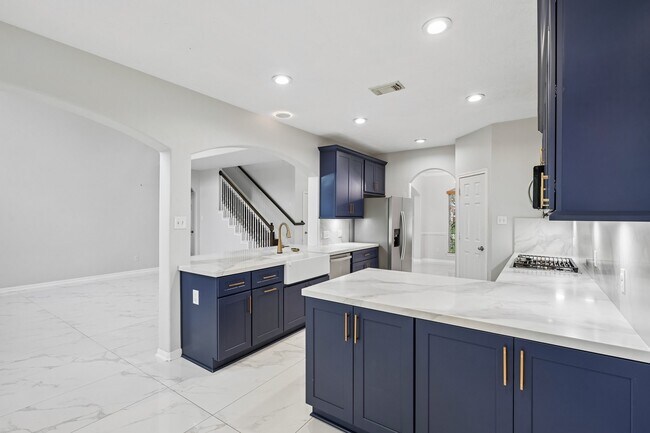Building Photo - 20903 Ochre Willow Tr