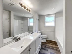 Building Photo - 917 Bower Dr