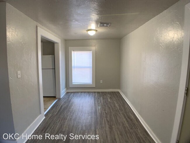 Building Photo - 2 br, 1 bath House - 3232 Pioneer