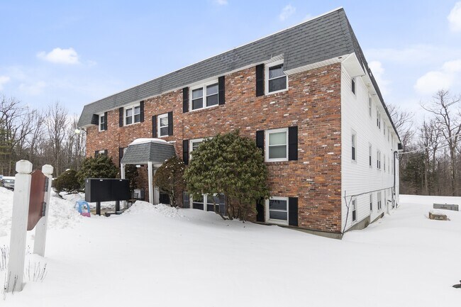 Building Photo - 61 Appleton Rd