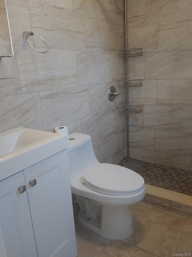 Building Photo - 81-12 Commonwealth Blvd