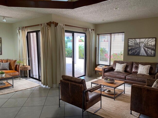 Building Photo - 1301 SW 124th Ct