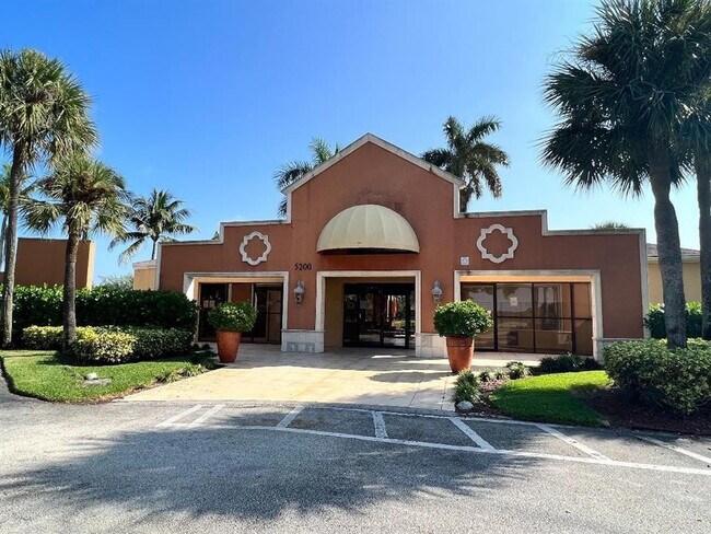 Building Photo - 5200 NW 31st Ave