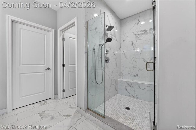 Building Photo - 43721 Legacy Dr