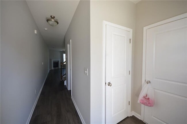 Building Photo - 4722 Beacon Ridge Ln