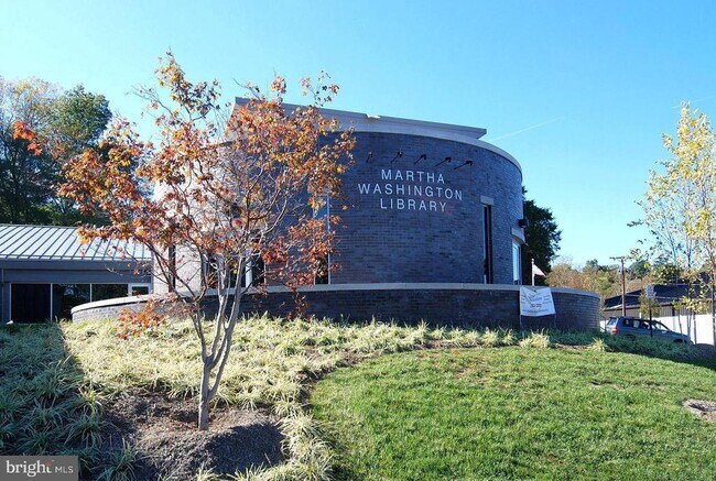 Building Photo - 1302 Belle View Blvd