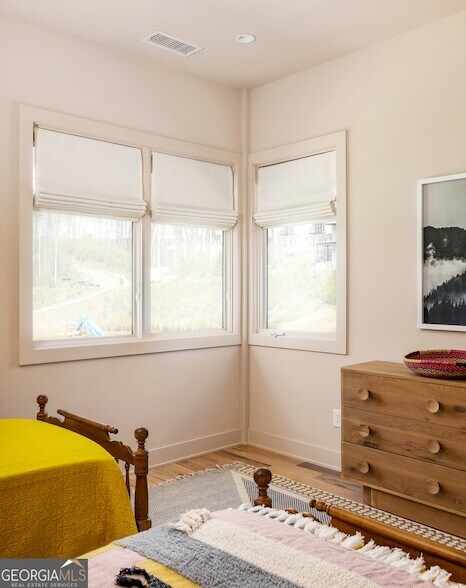 Building Photo - 1190 Mado Lp
