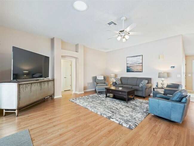 Building Photo - 1103 Chaparral Dr