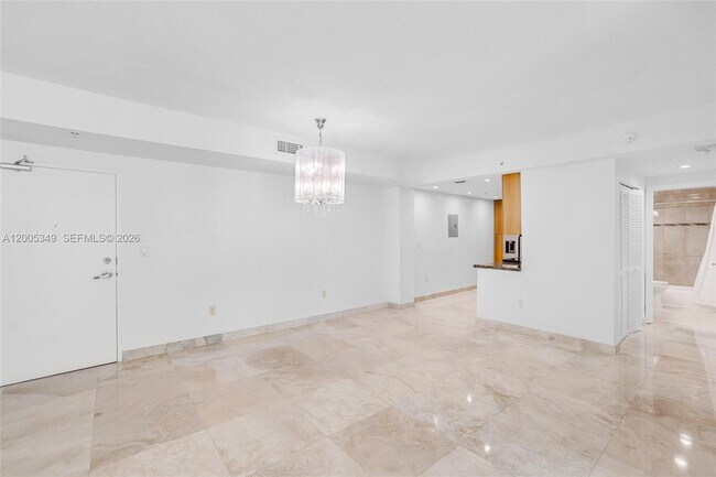 Building Photo - 7501 E Treasure Dr