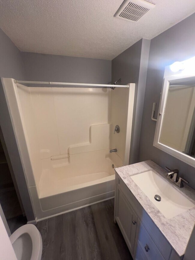 Building Photo - pp924