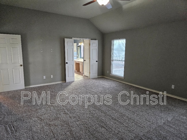 Building Photo - 5107 High Bank Dr