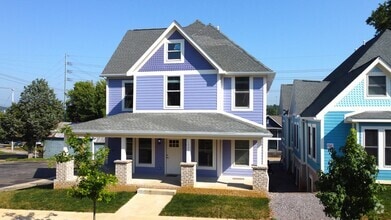 Building Photo - 1537 Forest Ave