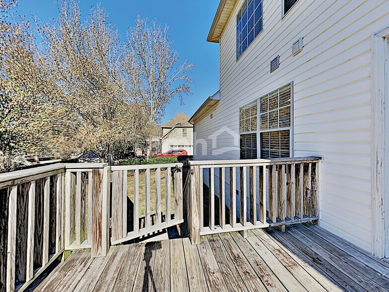 Building Photo - 10225 Highgate Cir