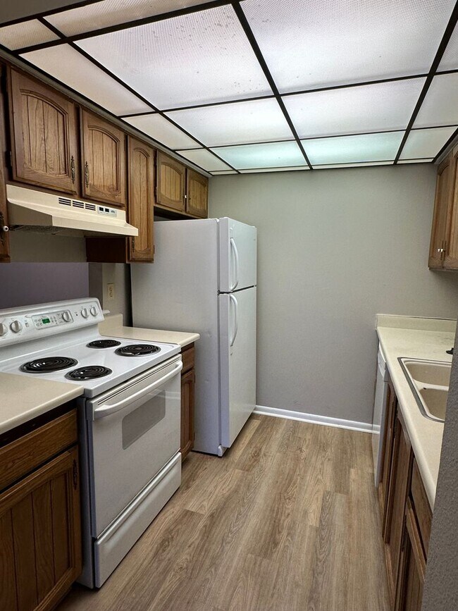Building Photo - Spacious 1 bed/one bath in Aurora