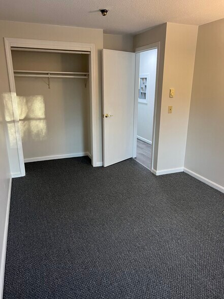 Bedroom 1 - 934 N Main St