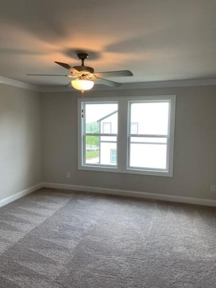 Building Photo - 908 Sweetwater Grove