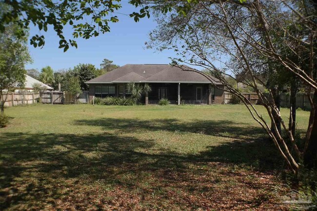 Building Photo - 2563 2nd Ct