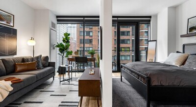 Building Photo - 226 E Grand Ave