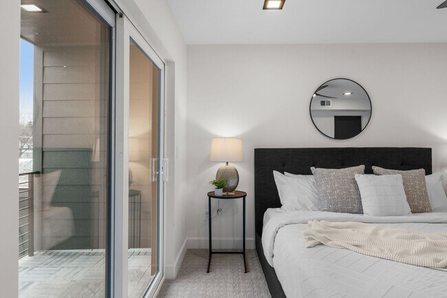 Building Photo - Luxury Cherry Creek Home Available Now! | ...