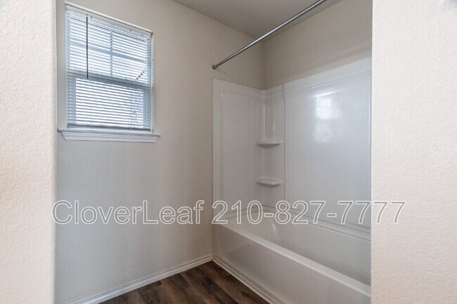 Building Photo - 6102 Walnut Wy