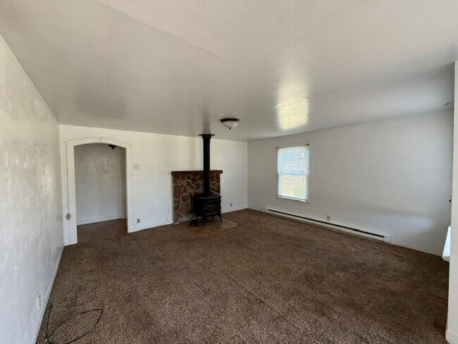 Building Photo - 675-685 Elrod Ave