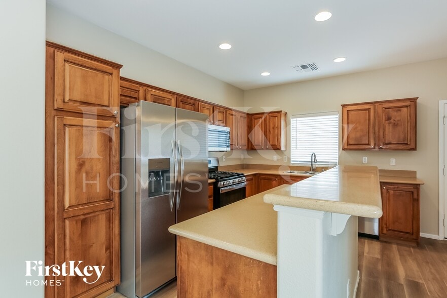 Building Photo - 6124 Puesta Del Sol St