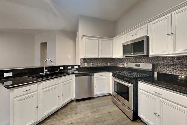 Building Photo - 5409 Balmorhea Dr