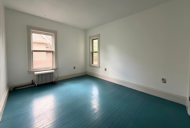 Building Photo - 62 Firglade Ave